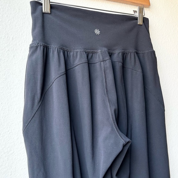 Athleta Salutation Cargo Jogger Black small - Picture 11 of 16